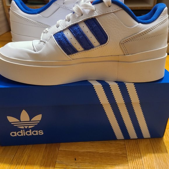 FORUM BONEGA ADIDAS Woman's Size 9 *NEW WITH BOX* - Picture 2 of 8